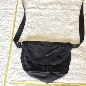 Lululemon all night festival bag